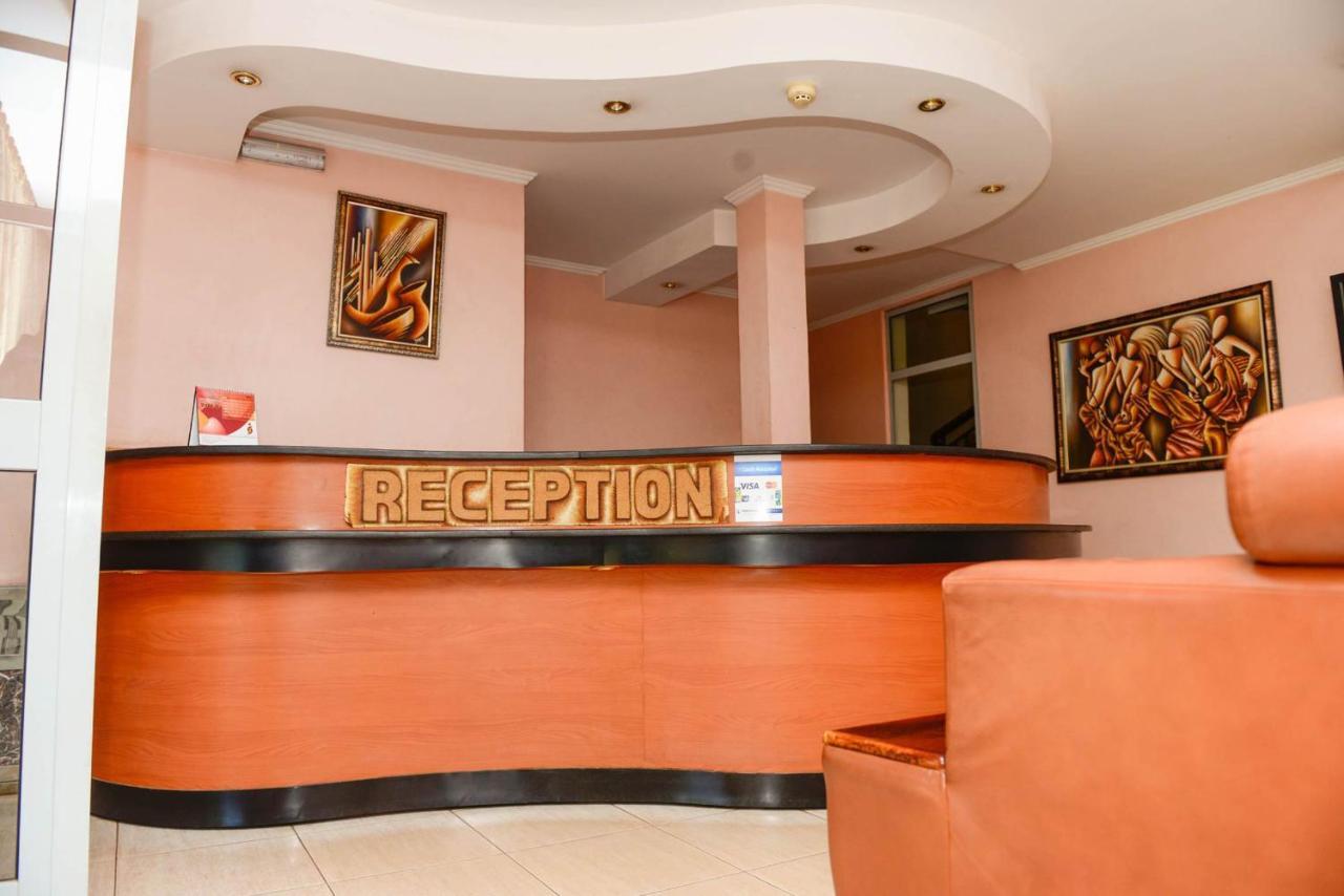 Room In Bb - Enjoy You Vacation Wail Staying In This Single Room Fit For 2 People Кигали Экстерьер фото